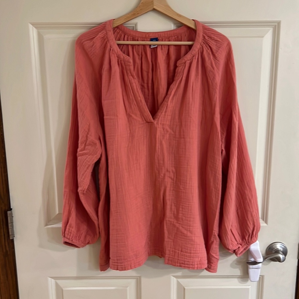 Old navy blouse